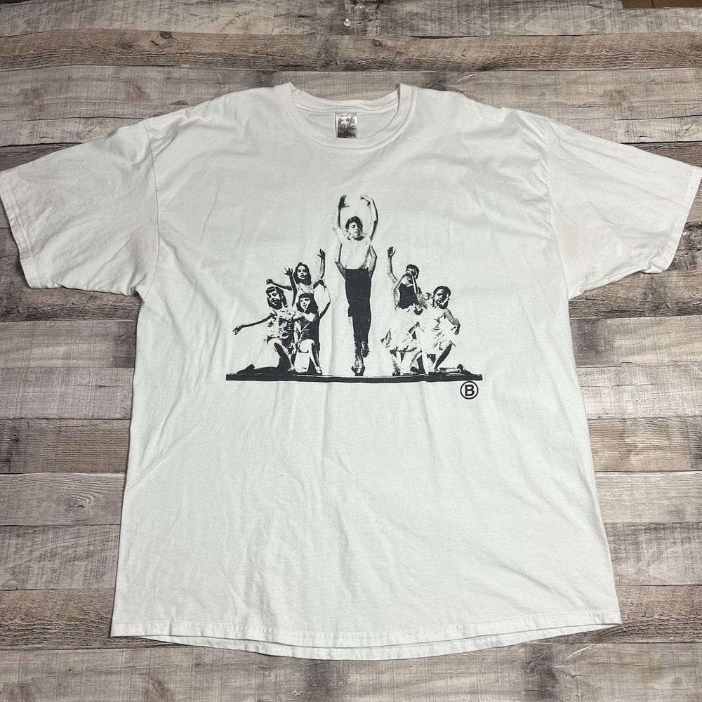 Basketcase Gallery Shirt Size 2XL White Dancers Ballerina Zachary Kinninger